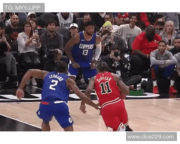 火箭队与快船队激战正酣精彩比赛360度直播全程回放与分析